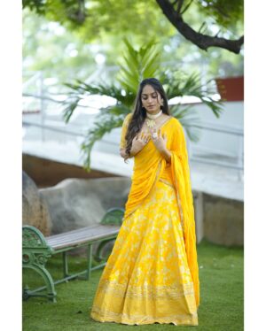 sree priya Instagram - ✨

Outfit @vasree_couture 
Jewels @sholdsherni 
MUAH @shireesha_a_dream_of_makeup 
Captured @paulino_pictures