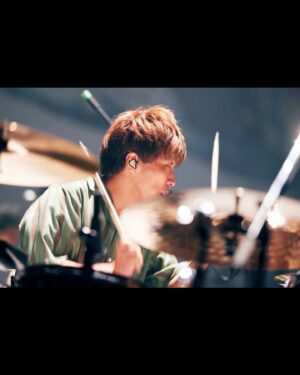 sumika Instagram - #sumika Live Tour 2023
『SING ALONG』

2024.07.25
Zepp Osaka Bayside

#SINGALONG
#シンガロ

撮影:@junpeihiyoshi