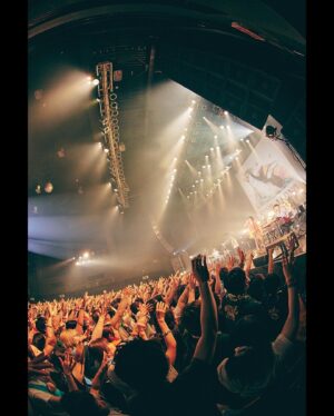 sumika Instagram - #sumika Live Tour 2023
『SING ALONG』

2024.07.10 Zepp Sapporo

#SINGALONG
#シンガロ

撮影:@sotarogoto
