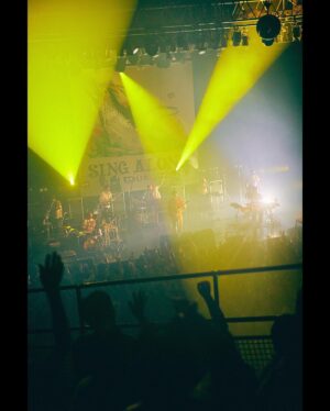 sumika Instagram - #sumika Live Tour 2023
『SING ALONG』

2024.07.10 Zepp Sapporo

#SINGALONG
#シンガロ

撮影:@sotarogoto