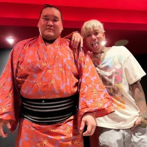 t-Ace Instagram - 横綱 照ノ富士 
相撲界のハードさってやっぱり凄い
最近知り始めた世界だけどかっこいいと思う
んでさすがの貫禄
絶対横綱の取組観に行きたい
また近々ご飯でも
#照ノ富士 #横綱 #大相撲 #tAce #エロ神クズお