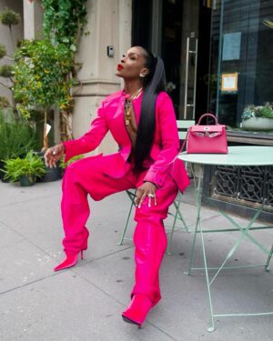 Adjua Styles Instagram - Taking up SPACE UNAPOLOGETICALLY💗💗💗💗💗💗💗💗💗💗💗💗💗💗
:
:
:
:
Set @samanthablacknyc 💝
Boots @balenciaga 
:
Hair @rashawncardwell 
Makeup @mandisavonette