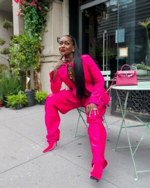 Adjua Styles Instagram - Taking up SPACE UNAPOLOGETICALLY💗💗💗💗💗💗💗💗💗💗💗💗💗💗
:
:
:
:
Set @samanthablacknyc 💝
Boots @balenciaga 
:
Hair @rashawncardwell 
Makeup @mandisavonette