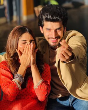 Adrija Addy Roy Instagram - Palveer (felt cute) ❤️

#PalVeer #Palki #Rajveer #love #kundalibhagya #ParasKalnawat #AdrijaRoy #KB .