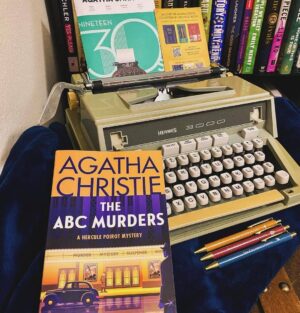 Agatha Christie Instagram - Christie fans in the US have been sharing their new Poirot editions, writing journals, pens, and postcards. 🤩 Don't forget to tag us in your photos for your chance to be featured on our page.
📷 @blkbelle_reads, @jills.bookshelf, @fresh.air.reads, @readwithash, @amy_alwaysreading, @lyon.brit.andthebookshelf, @readitandquip, and themaryreader #Regrams

#AgathaChristie #DeathOnTheNile #FiveLittlePigs #TheBACMurders #HerculePoirot #StationeryLovers #BookLovers #BookstagramUS