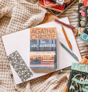 Agatha Christie Instagram - Christie fans in the US have been sharing their new Poirot editions, writing journals, pens, and postcards. 🤩 Don't forget to tag us in your photos for your chance to be featured on our page.
📷 @blkbelle_reads, @jills.bookshelf, @fresh.air.reads, @readwithash, @amy_alwaysreading, @lyon.brit.andthebookshelf, @readitandquip, and themaryreader #Regrams

#AgathaChristie #DeathOnTheNile #FiveLittlePigs #TheBACMurders #HerculePoirot #StationeryLovers #BookLovers #BookstagramUS