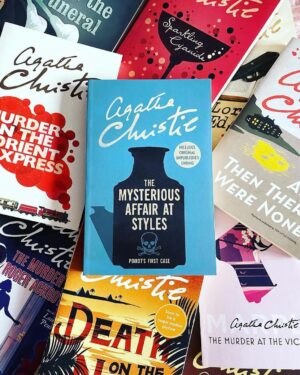 Agatha Christie Instagram - 📚 What will you be reading this weekend?
📸 @a.millionbooks, @rubina_g_gomes, @lesetipps_von_matthias, @pawswithprose, and @pollstein #Regrams

#AgathaChristie #Books #Bookstagram #CurrentlyReading #NewBooks #AutumnReading