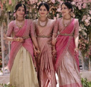 Ahana Kumar Instagram - Team Bride 💗🌸💫

Shot by @_stories_by_mathews__ 
Saree @mloft_by_joeljacobmathew 
Blouse Stitching @santinni.in 
Makeup & Hair @brahma_hairandmakeup 
Saree Draping @drapist_daira 

Ozy’s Wedding ~ 05.09.24 ✨