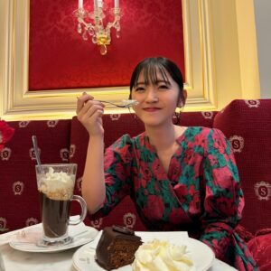 Actress Airi Suzuki HD Photos and Wallpapers December 2024