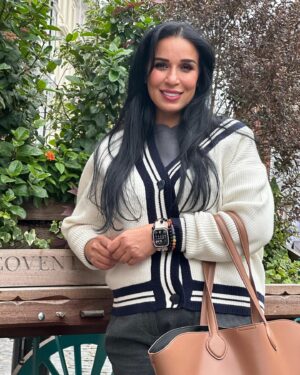 Alaa Shakir Instagram - #london🇬🇧 #الاء_شاكر #coventgarden