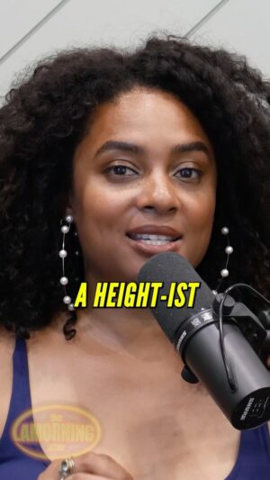 Alesha Renee Instagram - @iamalesharenee isn’t a heightist??🤣 #lamornemorris #comedypodcast #funny