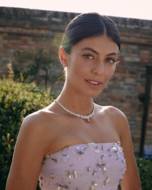 Alessandra Mastronardi Instagram - A little…time in Venice.. 💫 

@armanibeauty #makeup #armaniSI #invitedby #venezia81