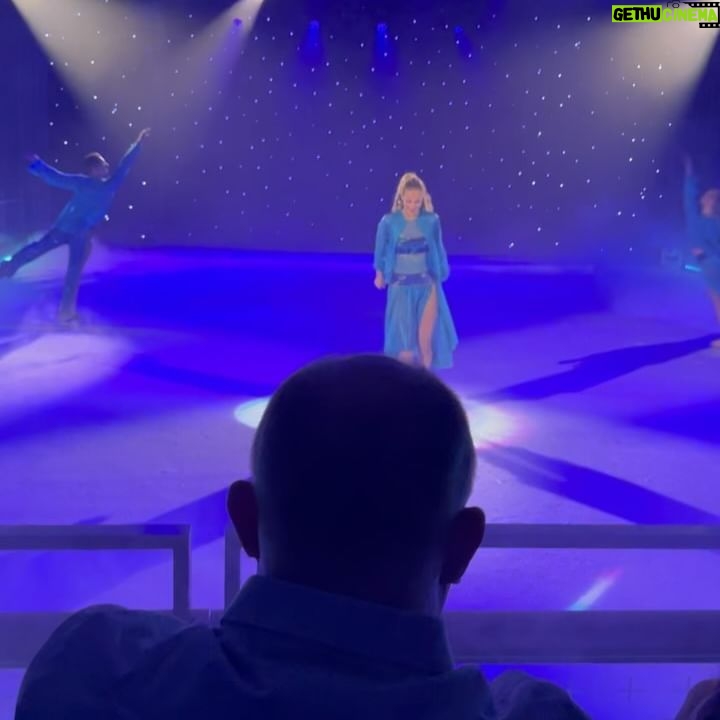 Alex-Anne Aubé-Kubel - 3.2K Likes - August ❤️