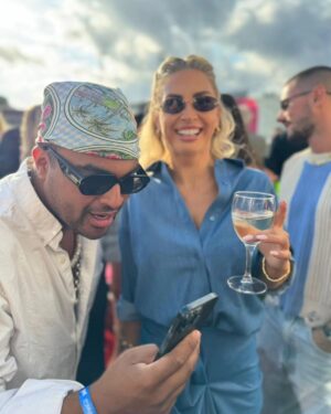 Alexandra Joner Instagram - Å dra på @findingsfestival med @eccentricpeople_ gjengen er verdens beste tradisjon. Så sykt glad og takknemlig for å være en del av denne gjengen ❤️