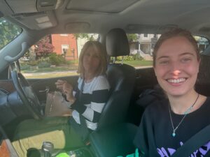Alisyn Camerota Instagram - Move-in Day #2 underway. this one involved a little more effort on my part: rental car, airplane flight (where, in typical me fashion, we were the last to board the plane), cracking the code of a forgotten storage unit, tons of heavy bags, boxes and the icing on the cake…fat parking ticket 💃