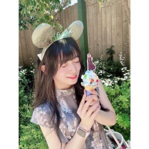 Amane Shindo Instagram - 〰️🏰🖤

上海迪士尼度假区に行った時の写真📸
楽しかった〜✌️✌️✌️✌️✌️

 #上海迪士尼度假区  #上海ディズニー  #ねすぐらむ