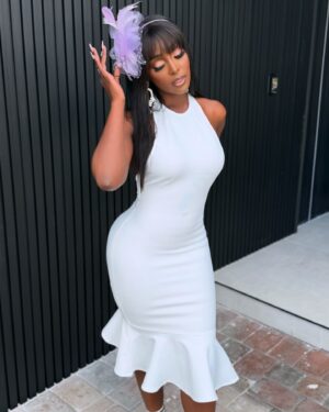 Amara 'La Negra' Instagram - I Should Write a Book of My life.
Debería Escribir un libro de mi vida.