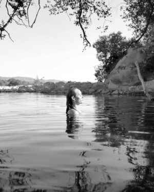 Amber Valletta Instagram - Au naturel in nature 💙 @amandadecadenet and I spent a beautiful day swimming in watering holes, basking in the sunlight sharing dreams and personal desires for growth. Being seen from a friend’s gaze and ourselves reflected heart to heart. Love these pics by @amandadecadenet and you 💗 #nofilter just us