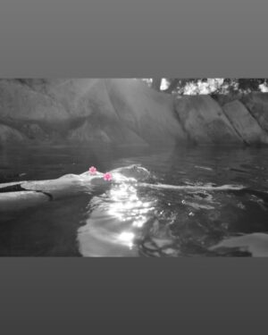 Amber Valletta Instagram - Au naturel in nature 💙 @amandadecadenet and I spent a beautiful day swimming in watering holes, basking in the sunlight sharing dreams and personal desires for growth. Being seen from a friend’s gaze and ourselves reflected heart to heart. Love these pics by @amandadecadenet and you 💗 #nofilter just us