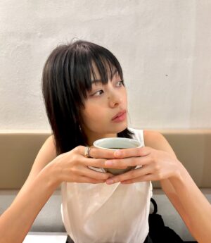 Amy Lo Instagram - Daily activity🫶🏼

#cartiertrinity