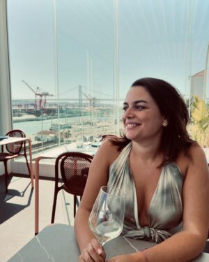 Ana Guiomar Instagram - Almoços felizes e demorados em família. ❤️
