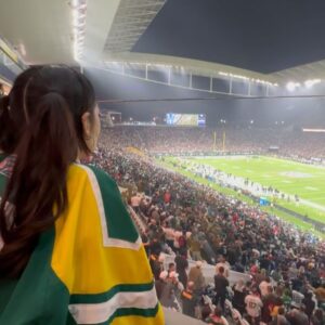 Ana Hikari Instagram - Eu vivi um sonho ontem! Quando comecei a assistir os jogos, nunca pensei que pudesse ver um aqui no meu país. É felicidade que não cabe em mim!!! Ainda sem palavras pra descrever tudo!!! É NFL!! É CADA VEZ MAIS NOSSO !!! Obrigada @nfl e @nflbrasil por esse momento! Obrigada meu time do coração @packers ❤️🏈🫶🇧🇷

_____________

I lived a dream yesterday! When I started watching the games, I never thought I could see one here in my country. It’s happiness that doesn’t fit in me!!! Still no words to describe everything!!! It’s NFL!! IT IS MORE AND MORE OURS!!! Thank you my favorite team of all times @packers ❤️🏈 🇧🇷 @packers.br NFLThreads

thank you so much @nfl @packers @packers.br @marriottbonvoy @courtyardhotels for the whole amazing experience!

ad