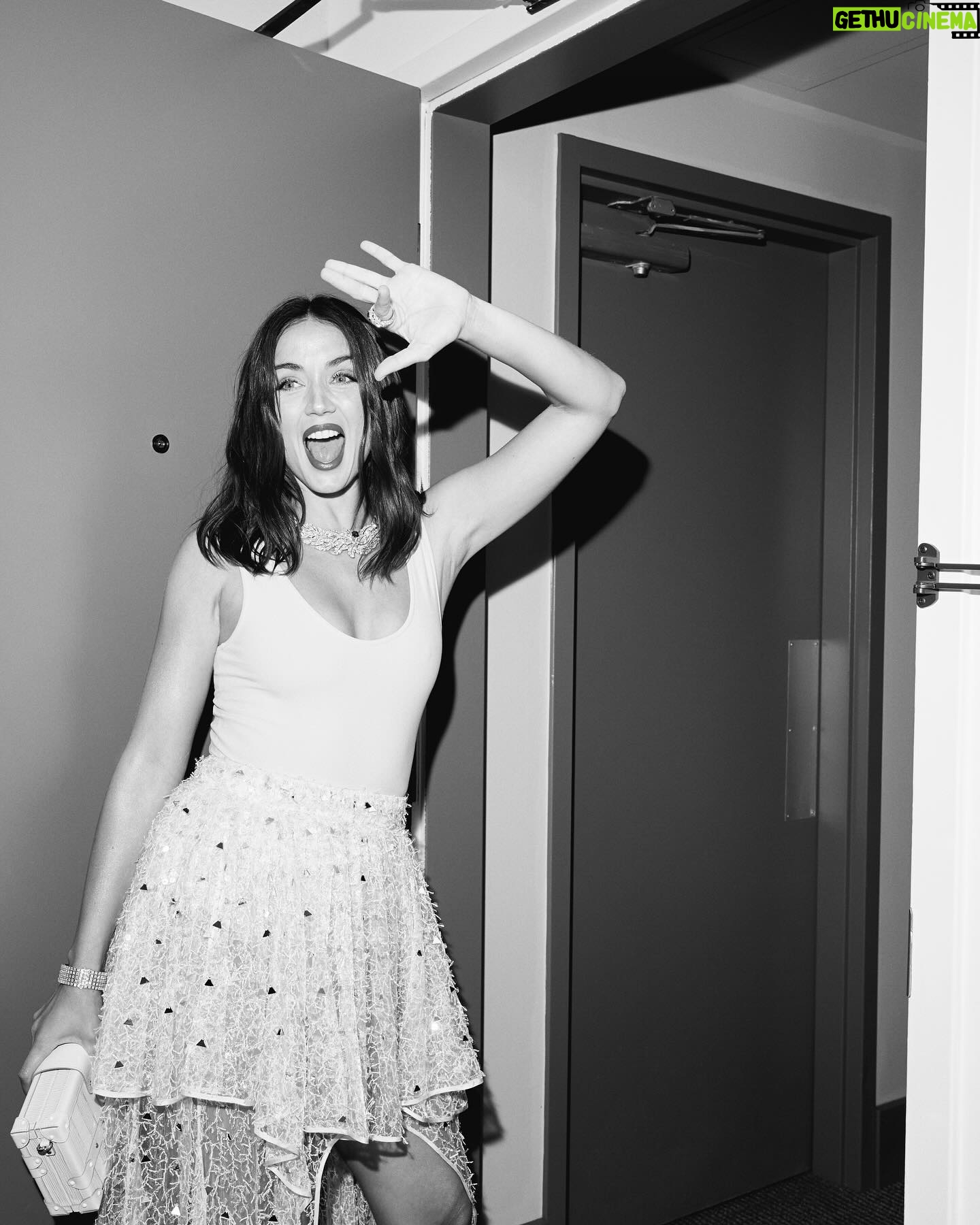 Ana de Armas - 1.5 Million Likes - EDEN @tiff_net ✨