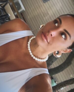 Anaïs Camizuli Instagram - BAGATELLE 🤍