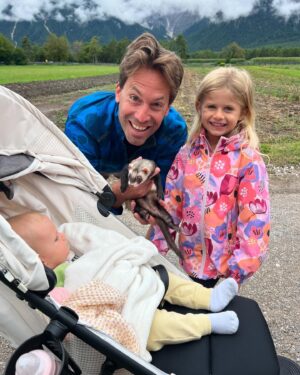 Andrea Sestini Hlaváčková Instagram - Nase vysnena kazdorocni dovolena v Rakousku ❤️ Letos extremne potrebna i proto tak dlouha 😘 
#lifewithmybea #lifewithmybibi #familytime #austria