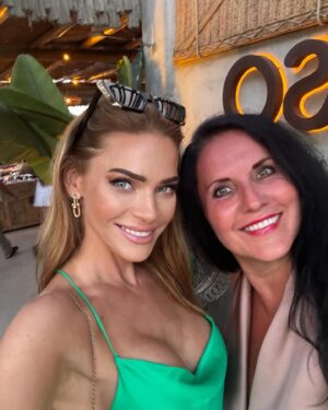 Andrea Verešová Instagram - Thank you Summer😘☀️Thank you Marbella🤍💚♥️#
#summer2024 #spain #marbella #family #love #mylove
