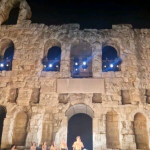 Angela Gerekou Instagram - Μια μοναδική θεατρική εμπειρια!Ορέστεια στο Ηρώδειο σε σκηνοθεσία του σπουδαίου Έλληνα σκηνοθέτη Θεοδωρου Τερζοπουλου που κάνει περήφανη την Ελλάδα σε όλο τον κόσμο!!! Συγκλονιστικες ερμηνείες!🙏🏻❤️

Thank you @karampelastasos for the amazing dress