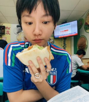 Angela Yuen Instagram - A day in Taipei looks like this- breakfast alone, some mindful reading at 女書店 and undoubtably wrapping the night with football practice 🥹⚽️ （多謝超級可愛的大家陪我練基本功）