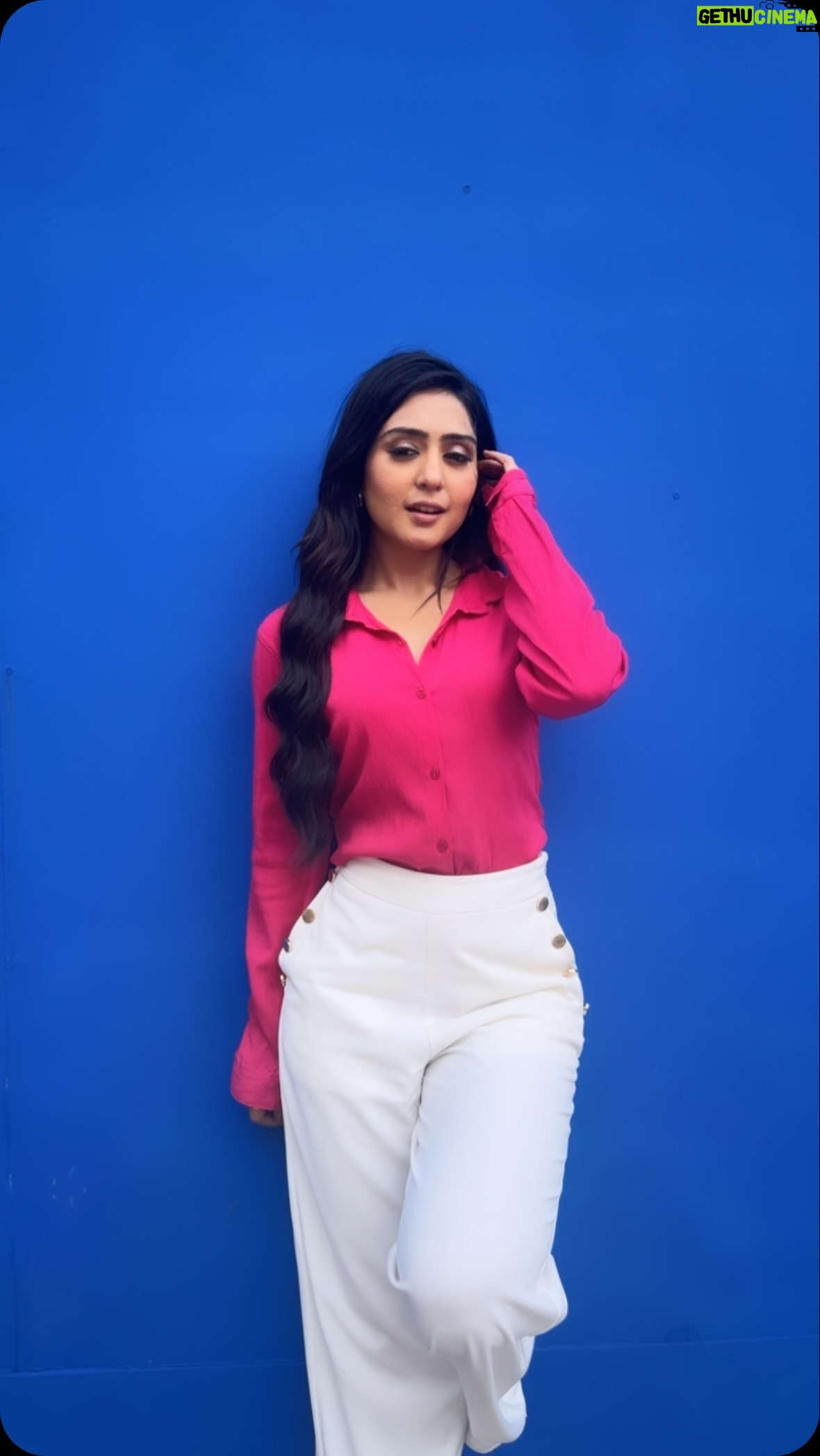 Anjali Tatrari - 43.8K Likes - What is this pookie behaviour? 🤭
#anjalitatrari #pookie