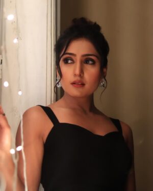 Anjali Tatrari Instagram - You can’t be everything to everyone and nothing to yourself 💫

#anjalitatrari