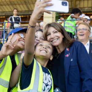 Anne Hidalgo Instagram - Cet été, une immense ferveur s’est emparée de Paris. Les Jeux ont été festifs et populaires. Ils laissent désormais place à un vaste héritage matériel et immatériel dont nous profiterons encore pendant de nombreuses années.

Nous avons su retrouver le goût du commun, celui de pouvoir vibrer, s'entraider et vivre ensemble au-delà de nos différences. Comptez sur moi pour veiller à que cet esprit de concorde, ce bonheur de se retrouver, cette joie de s’émerveiller ensemble, perdure encore longtemps.

📷 @paris2024, Henri Garat, Guillaume Bontemps, @josephinebrueder, @vaalenteing & @jbgurliat
