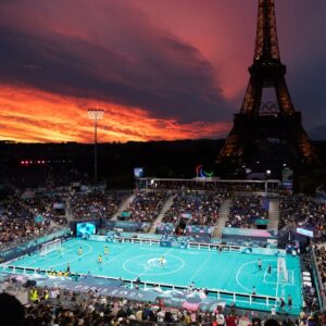 Anne Hidalgo Instagram - Cet été, une immense ferveur s’est emparée de Paris. Les Jeux ont été festifs et populaires. Ils laissent désormais place à un vaste héritage matériel et immatériel dont nous profiterons encore pendant de nombreuses années.

Nous avons su retrouver le goût du commun, celui de pouvoir vibrer, s'entraider et vivre ensemble au-delà de nos différences. Comptez sur moi pour veiller à que cet esprit de concorde, ce bonheur de se retrouver, cette joie de s’émerveiller ensemble, perdure encore longtemps.

📷 @paris2024, Henri Garat, Guillaume Bontemps, @josephinebrueder, @vaalenteing & @jbgurliat