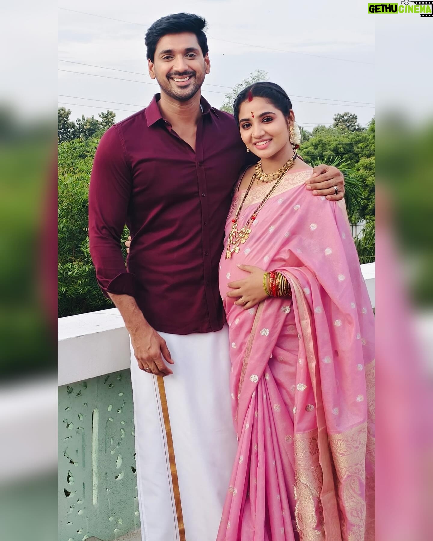Anshita Akbarsha - 97.3K Likes - Chellamma last day pic🧿✨(6/9/2024)
Hey Arnaav (mental 😁kutta)
Finally our 3 years journey of Chellamma has come to an end. Thanks a ton for being sidhu for these 3 years . For supporting and loving me through my think and thin.
You probably know better than anyone that chellamma is not just a project to me ,it is so close to my heart that these days are unforgettable in my life✨Not just in my serial life , but also in my personal life you will always remain as an important person🧿.
I stood by you while you were in the most lowest point of your life and from that day on I held you during your happiest and sorrowful days without fail.Even in future if I won’t share your happiness, I will still be there during your worst days✨
Everybody left you during your downfall ,even at that point I had only hold you tightly life my own family, so that will still continue.I have changed a very sensitive Arnaav to very strong headed person and for that I definitely deserve a gift .😂🙏
We both fight a lot, but how much ever we fight it has never turned into hatred till today.
Like everyone says we are the Tom and Jerry for our set. But more than that I would like to believe what Arnaav say’s
( more fight means for love✨) .
I had given you a promise before and even today I stand by that, tomorrow if Arnav faces any problem I will be the first person to arrive and that is going to be like that forever.
I know it’s just our serial that’s ending , but this friendship we had will continue to exist lifelong. Hopefully until we expire ✨😁.
Thank you kutta for all the beautiful memories. May all the good things happen to you. Let everything you wished for take place . I will always be there for you.🧿✨
@arnaavactor
#happy #love #frndship #smile #bepositive