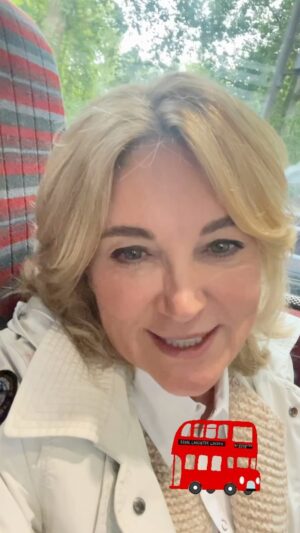 Anthea Turner Instagram - OK so it’s taken me over 40 years to crack this but loving my ‘60  Pass’ and the number 19 London bus !! 

Can’t get fined for anything and time to post  this to you ❤️