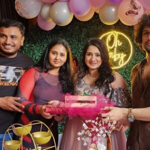 Anu Prabhakar Instagram - Whoa!! This was one baby shower to remember for a lifetime!! Fun, laughter, genuine blessings from people who i love the most. All the credits go to @goldenstar_ganesh sir and the his lovely lady @shilpaaganesh mam for hosting this awesome awesome baby shower for me. Mam you’ve been a friend , a guide , an elder sister and sometimes even a mom whenever needed you the most. I really dont know how to say thanks to you. The food , the decor , the arrangements,  the invitees were just super pinpoint perfect. I really love you mam. Thank you again. Ganesh sir thank you for being the bestest host ever. We laughed soooooo much because of you. Your simplicity since the time I’ve known you is inspirational. Love you too. Thankyou to all who came by to wish me and the baby. I will remember this forever ❤️ Thanks God for all these lovely people in my life 🥰💝
