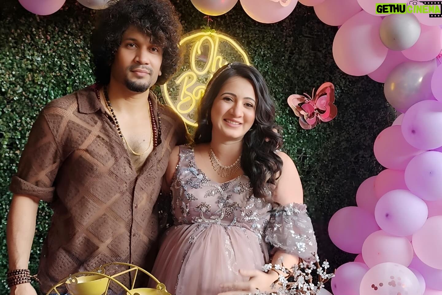 Anu Prabhakar - 73.5K Likes - Whoa!! This was one baby shower to remember for a lifetime!! Fun, laughter, genuine blessings from people who i love the most. All the credits go to @goldenstar_ganesh sir and the his lovely lady @shilpaaganesh mam for hosting this awesome awesome baby shower for me. Mam you’ve been a friend , a guide , an elder sister and sometimes even a mom whenever needed you the most. I really dont know how to say thanks to you. The food , the decor , the arrangements, the invitees were just super pinpoint perfect. I really love you mam. Thank you again. Ganesh sir thank you for being the bestest host ever. We laughed soooooo much because of you. Your simplicity since the time I’ve known you is inspirational. Love you too. Thankyou to all who came by to wish me and the baby. I will remember this forever ❤️ Thanks God for all these lovely people in my life 🥰💝