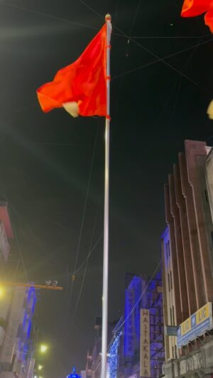 Anuja Sathe Instagram - Last month was full of fever , joint ache and fatigue. I don’t think I have recovered yet. Would have really appreciated my stars if I could be the Dhol Vaadak like every year  but realised that  5 minutes of Dhwaj too was all the medicine I needed ! Thats the Magic of my city and its Ganeshotsav ❤️ I put my faith in Bappa and so did he in me ❤️ 
Ganpati Bappa Morya
Pudhchya varshi lawkar ya ❤️🙏🏻
#kalavanta #kalavantadholpatahak #visarjan2024 #pune #punecity