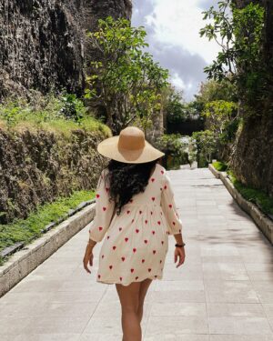 Anumol Instagram - Bali 

❤️🧿🌼

Travelling is my therapy ! 

#anumol #anuyathra #travel #explore #bali #gwkculturalpark