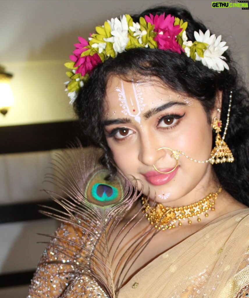 Actress Apsara Rani HD Instagram Photos and Wallpapers September 2024 ...
