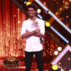 Aranthangi Nisha Instagram - Trending Pair - #Bala & #Nisha 😍🔥#NowShowing #9thAnnualVijayTelevisionAwards #VTA #VijayStars #VijayTelevision #VijayTV