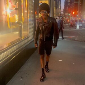 Arsema Thomas Instagram - Could you tell it was my first NYFW? 

Thank you to @braylendion for the portrait! @theophilio @melittabaumeister @gugubygugu @manthe.ribane @africanfashioncouncil @katebarton for inviting me. It is an honor and privilege to get to support African, sustainable and/or emerging designers always. 

Thank you @marieclairemag and @nikkiogun for inviting me and @chipsheridan to celebrate love and 30 years of NYFW with you xx

And always thanks to my support team of @toyeadedipe for styling me and @kymberberry for face beat and @imprintpr for it all. 

@chipsheridan is a menace. 

#nyfw
