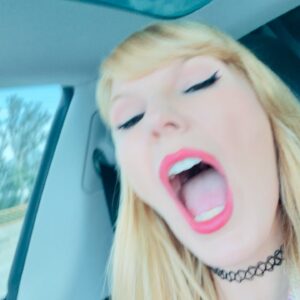 Ashley Leechin Instagram - What a fun filled stressful day 😸

1. Getting ready to go to the DMV to get my new DL & register to vote.
2. Finding out I need to take a written test.
3. Getting my photo done & studying for the test.
4. Failed my first attempt - seriously CA…you can leave a child in the car as long as there is another 12 years or older - wtf??? No…
5. Well that was stressful but we passed on the 2nd attempt!
6. Ya girl passed & she is officially a California resident ready to vote 😻💙

#picturesoftheday #dmv #california #vote #elderemo #90sfashion