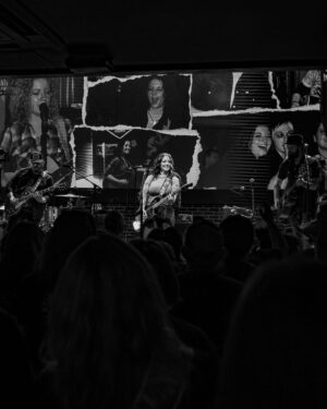 Ashley McBryde Instagram - This is all because of, and for, YOU. Thank you, Trybe, for a night of togetherness !! Let’s “bad old days“ together again soon !! 

📸: @hayleyshoots