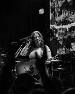 Ashley McBryde Instagram - This is all because of, and for, YOU. Thank you, Trybe, for a night of togetherness !! Let’s “bad old days“ together again soon !! 

📸: @hayleyshoots