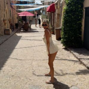 Ashley Roberts Instagram - Bye summer. Hi September