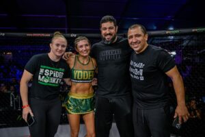 Ashley Yoder Instagram - Action Shots #LFA190 📸
@jjaldrich 
@mikegonzales1981 
@rfbjj